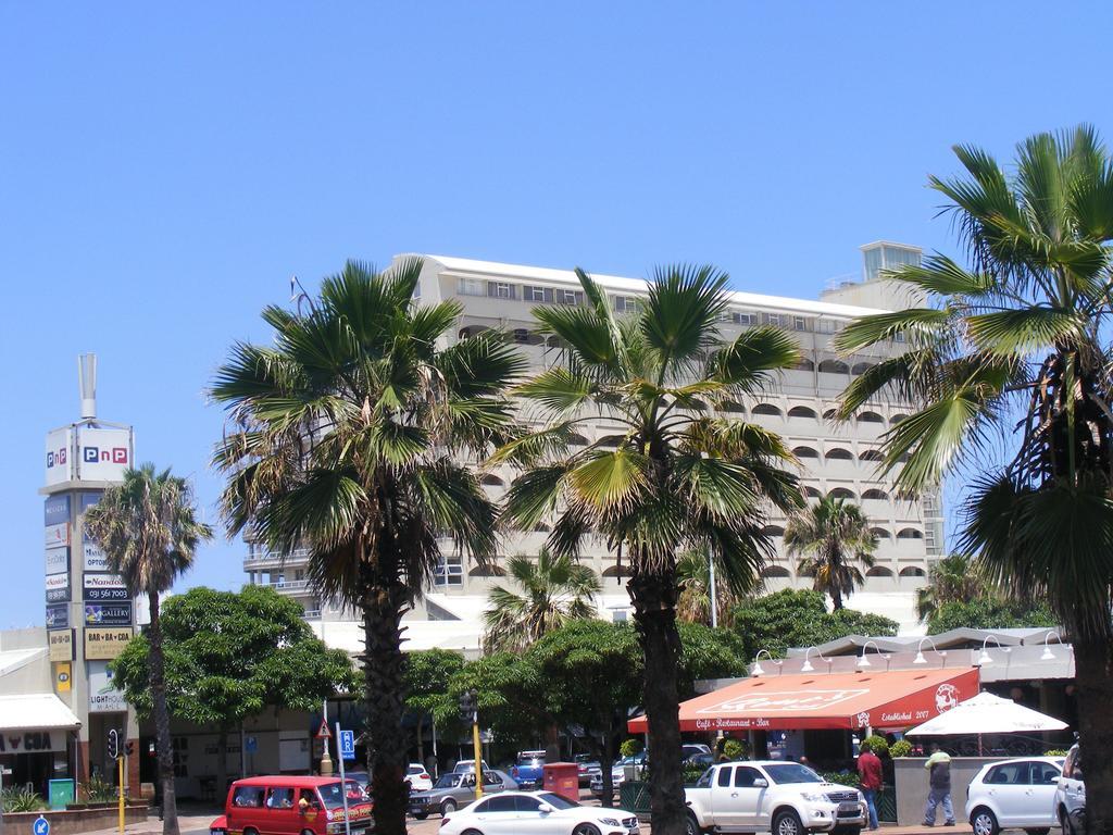 304 Lighthouse Mall Umhlanga Exterior photo