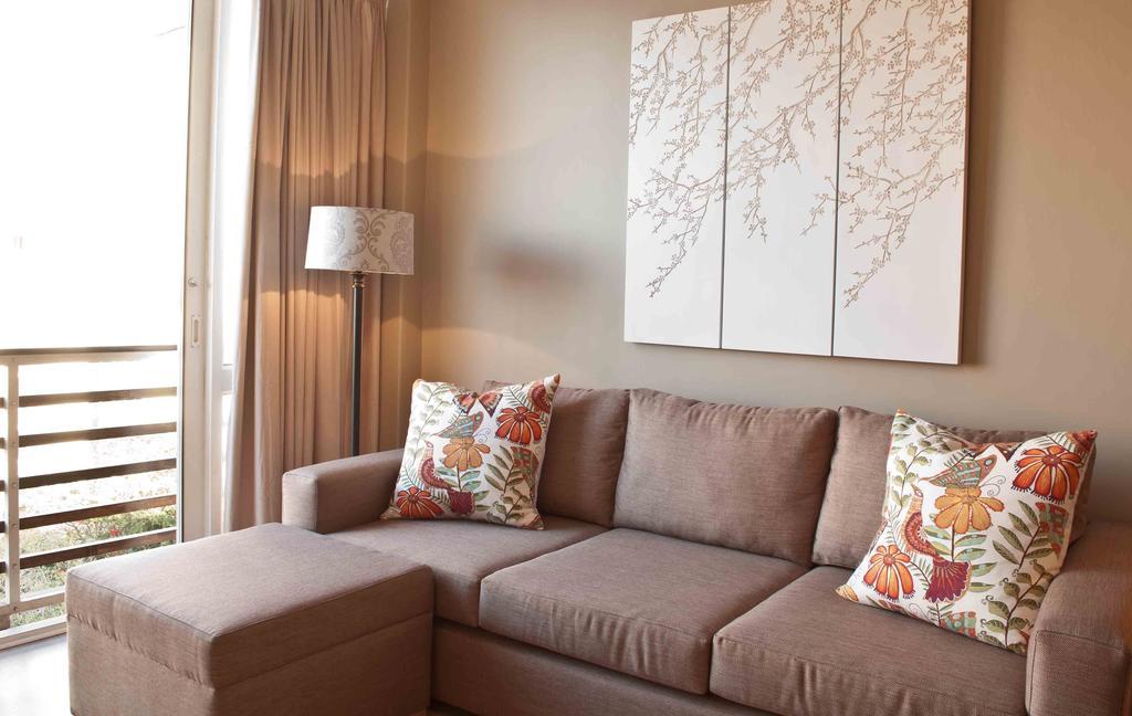304 Lighthouse Mall Umhlanga Room photo